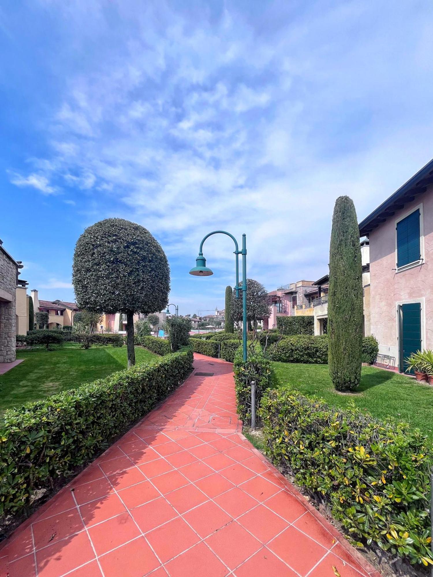 La Rocca 2-11 By Wonderful Italy Apartment Manerba del Garda Ngoại thất bức ảnh